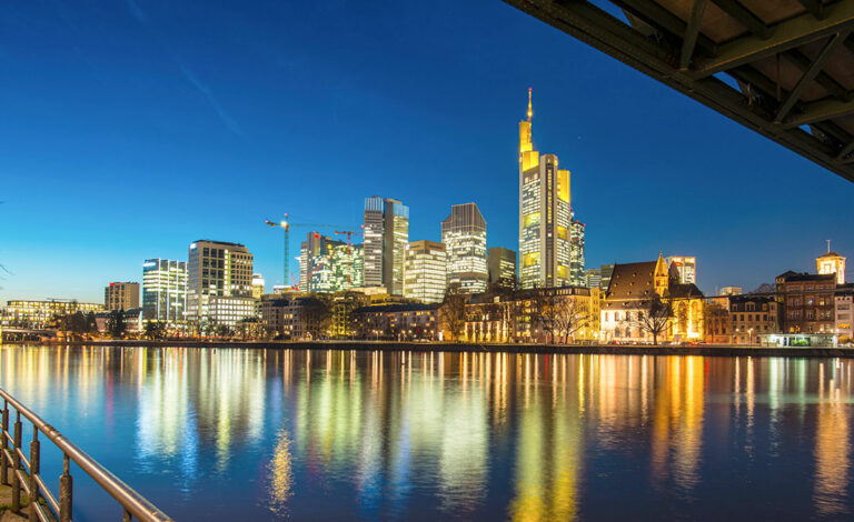 Fráncfort, Alemania, rascacielos, Frankfurter Skyline, construcción, antigua ciudad romana, arqueología, Museo Arqueológico de Frankfurt