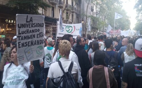 marcha, universidad, pública, Argentina, manifestación