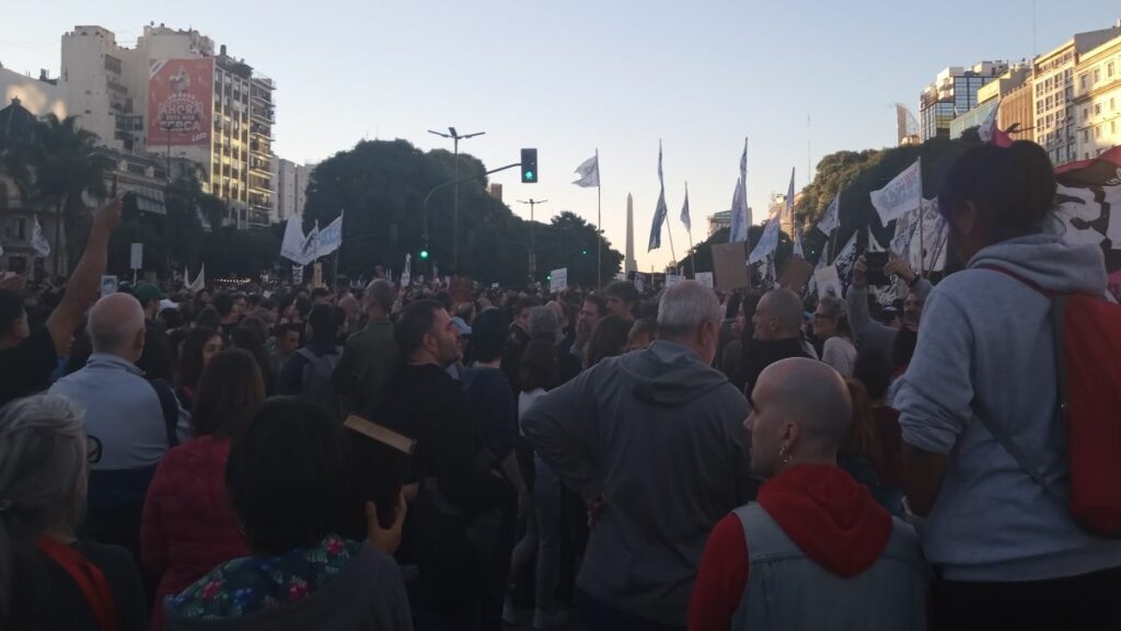 marcha, universidad, pública, Argentina, manifestación