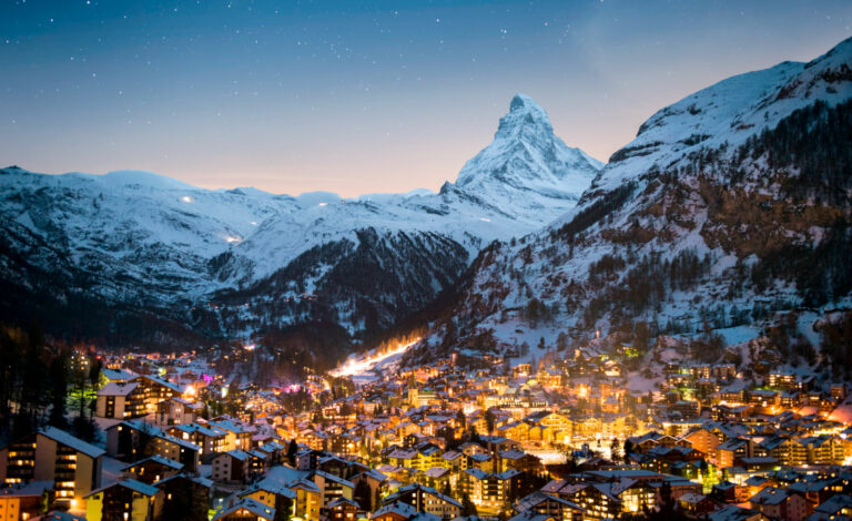 Zermatt, pueblo suizo, Movilidad, coche eléctrico, sostenible, hidrógeno verde, energía hidroeléctrica
