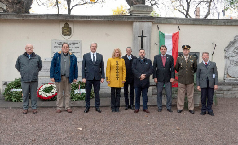 Héroes Húngaros, FAAG, Cementerio Alemán