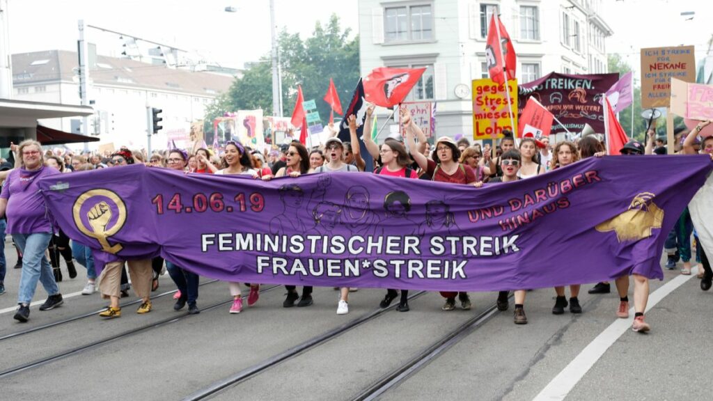 mujeres, Suiza