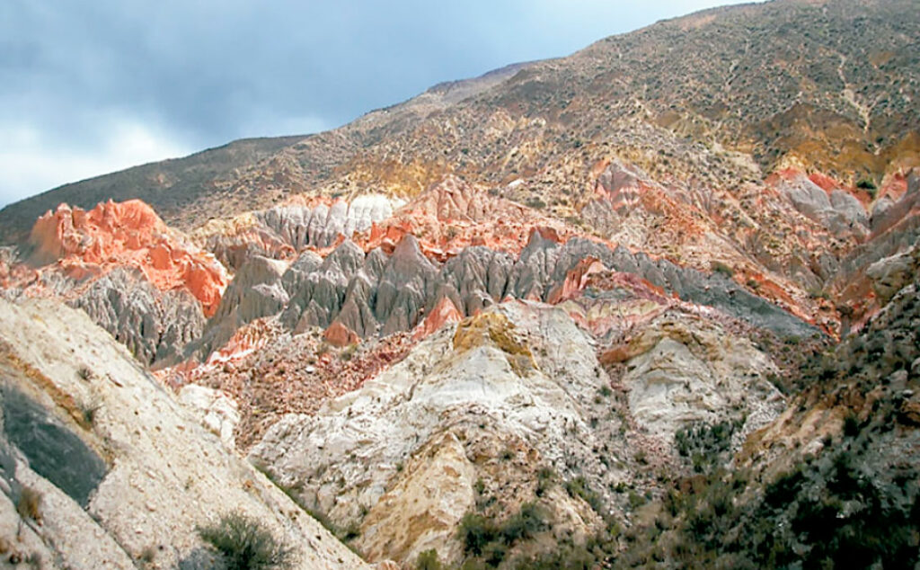 Cable Carril, Chilecito, La Mejicana, Chilecito-La Mejicana, Ingeniería alemana, Patrimonio histórico, Arqueología industrial, Turismo cultural, Historia argentina, Colaboración internacional, Ingeniería civil, Monumento histórico, La Rioja Argentina, Minería, Tecnología alemana, Patrimonio industrial, Turismo de aventura, Legado histórico, Infraestructura histórica, Adolf Bleichert, Desafíos ingenieriles, Siglo XX