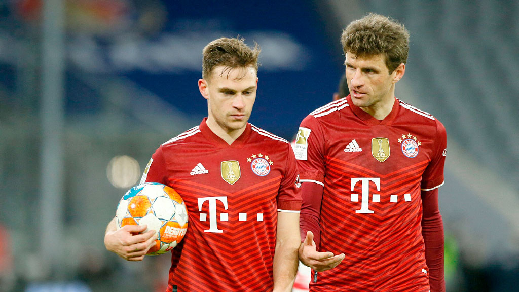 Bayern Múnich, Bayer Leverkusen, Bundesliga, Vincent Kompany, Xabi Alonso, Jamal Musiala, Florian Wirtz, Harry Kane, Michael Olise, Victor Boniface, Granit Xhaka, Felix Zwayer, Partido cumbre Bundesliga, Fútbol alemán, Liga alemana, Allianz Arena, Superestrellas jóvenes, Choque de campeones