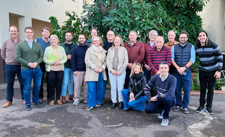 FAAG, Stiftung Verbundenheit, Comunidad argentino-alemana, Federación de Asociaciones Argentino-Germanas, Embajada de Alemania en Argentina, #JungesNetzwerk, Villa Ballester, Centro Cultural Marienheim, Cooperación cultural, Sinergias institucionales, Proyectos comunitarios, Relaciones Argentina-Alemania, Cultura alemán-argentina, Integración cultural, Asociaciones argentino-alemanas, Eventos culturales