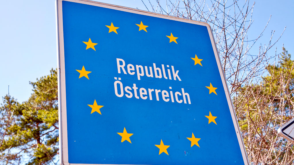 Austria, república, democracia parlamentaria, Democracia austriaca, Alexander Van der Bellen, Karl Nehammer, Sistema parlamentario Austria, Política de coalición, Neutralidad de Austria, Inmigración en Austria, Unión Europea, Crisis política europea