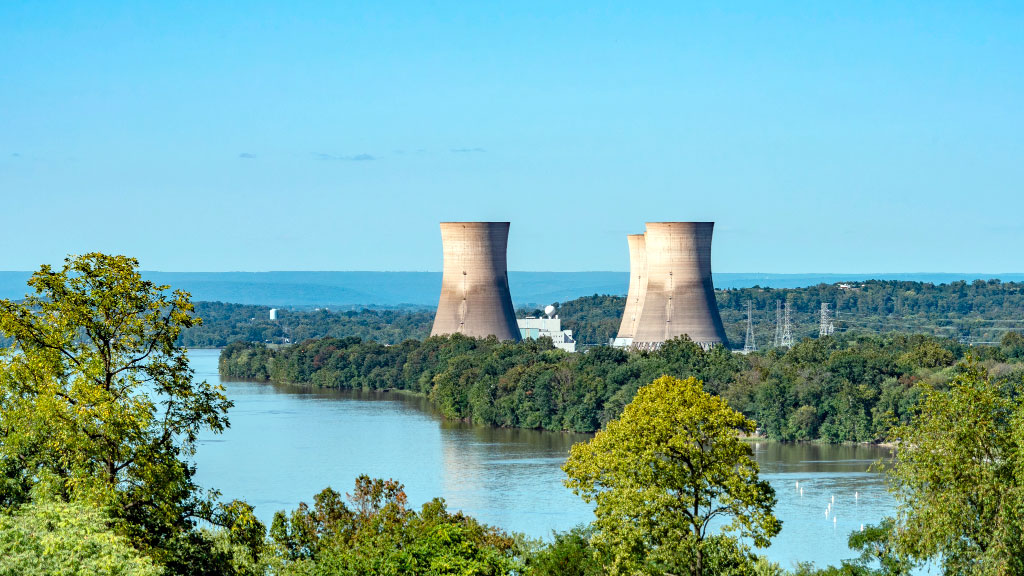 Energía nuclear, Inteligencia Artificial, Gigantes tecnológicos, Google, Microsoft, Amazon, Reactores Modulares Pequeños (SMR), Centros de datos, Emisiones de carbono, Sostenibilidad tecnológica, Innovación energética