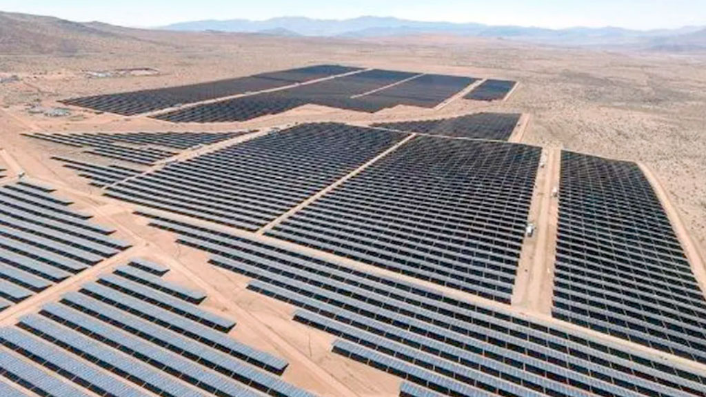 Parque solar, Desarrollo sustentable, Neuquén, Energía renovable, Fotovoltaica, Sustentabilidad, Medio ambiente, Cambio climático, Patagonia, Desarrollo urbano, CALF, Planificación urbana, Políticas ambientales, Economía verde, Diversificación energética