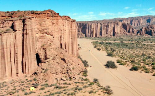 Talampaya, La Rioja, Patrimonio de la Humanidad de la UNESCO, Parque Nacional Talampaya, Turismo en La Rioja, Cultura germano-argentina, Patrimonio de la Humanidad, Comunidad alemana en Argentina, Geología y Paleontología, Werner Lorenz Talampaya, Visita de turistas alemanes, Proyecto Stammtisch, Conservación y turismo cultural