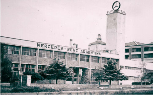 Mercedes-Benz, Industria automotriz, La Matanza, Plantas industriales en Argentina, Vehículos eléctricos, Reestructuración global, Virrey del Pino, Zárate, Mercado automotriz argentino, Producción de la Sprinter, SMATA, Grupo ST, Daimler Truck