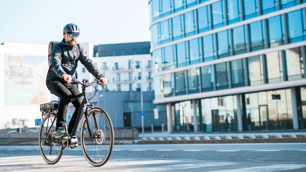 E-Bikes, motores, conectividad, Movilidad sustentable, Tecnología en bicicletas, Transporte ecológico, Innovación en movilidad, Bosch, Cargo-Bikes, Seguridad en bicicletas, Conectividad en E-Bikes, Futuro del transporte, Bicicletas eléctricas 2025, Industria del ciclismo