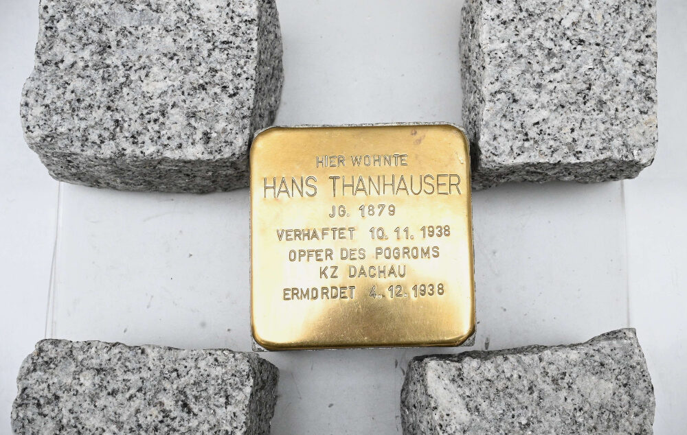 Stolperstein, FAAG, Verbundenheit