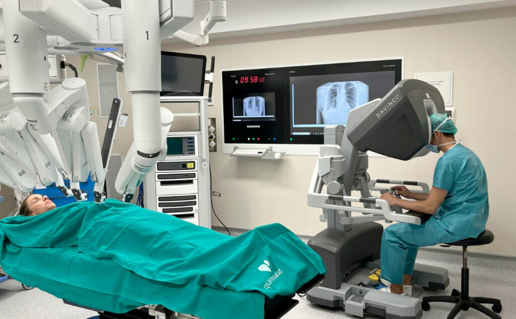 medicina, tecnología, Múnich, Clínica Bogenhausen, Tecnología médica, Robótica en salud, Cirugía asistida por robots, Sistema de salud alemán, Innovación hospitalaria, Atención intensiva, Medicina del futuro, Infraestructura hospitalaria, Salud pública en Europa