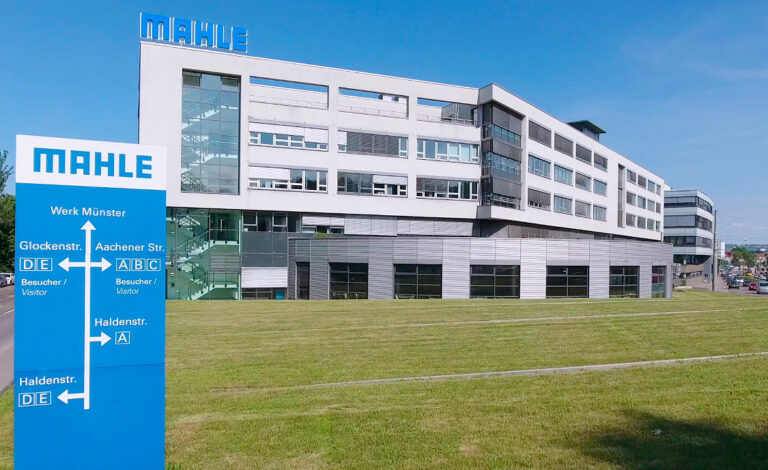 Mahle, autopartes, guerra comercial, industria automotriz, aranceles Estados Unidos, comercio internacional, transformación industrial, electromovilidad, economía alemana, política comercial, empleo industrial, sector automotor europeo, reconversión productiva