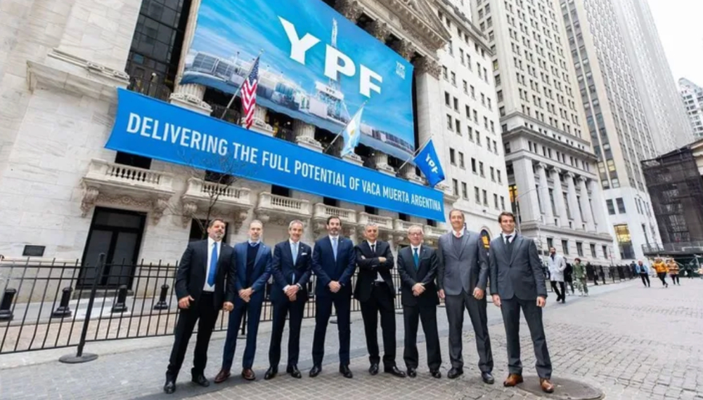 YPF, Wall Street, directorio