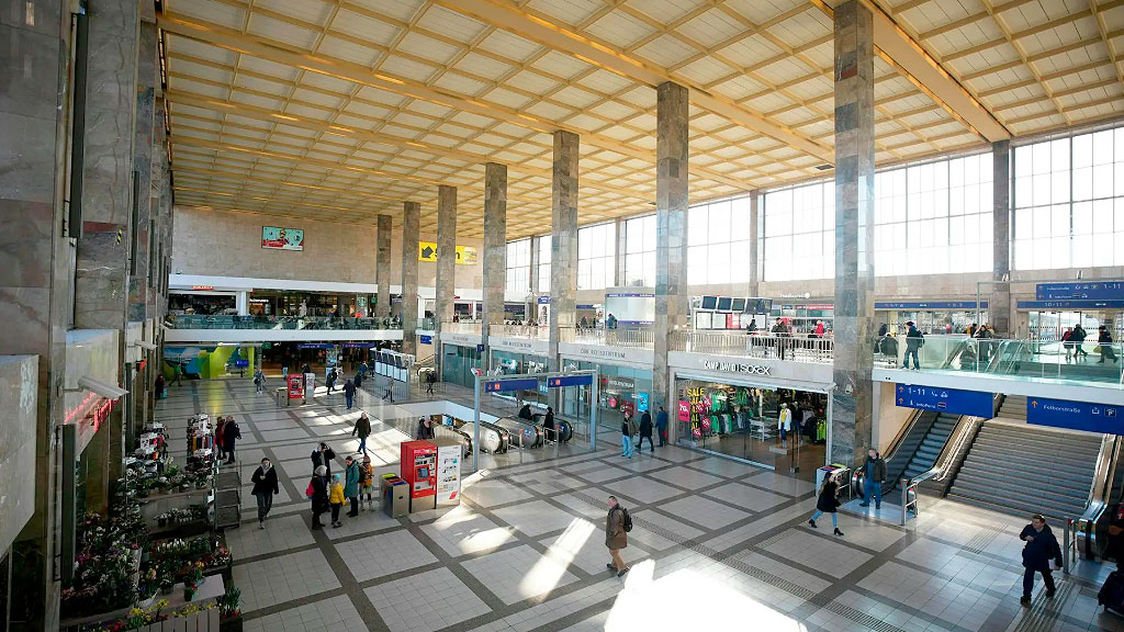 atentado, radicalización islamista, Estado Islámico, Terrorismo juvenil, Radicalización online, TikTok y extremismo, Viena, Adolescente detenido, Seguridad en Europa, Islamismo radical, Justicia austríaca, Prevención del extremismo