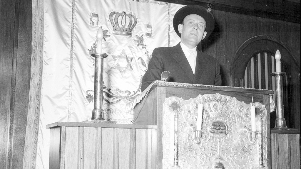 Consejo Central de los Judíos en Alemania, Judíos , Alemania, Holocausto, Segunda Guerra Mundial, Shoá, Memoria histórica, Antisemitismo, Comunidad judía, Josef Schuster, Frank-Walter Steinmeier, Friedrich Merz, Diálogo interreligioso, Historia judía, Derechos humanos, Inmigración judía, Democracia alemana