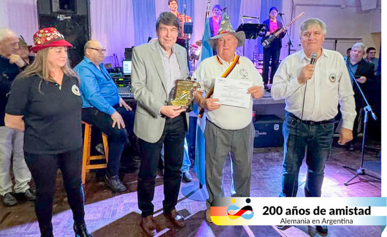 Coronel Suárez, FAAG, 200 años de la inmigración alemana, Federación de Asociaciones Argentino-Germanas, Comunidad alemana en Argentina, Alemanes del Volga, Inmigración alemana, Cultura germano-argentina, Pueblo San José, Pueblo Santa María, Casa del Fundador