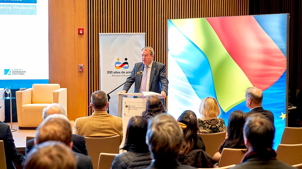 agricultura, Alemania, Argentina, Fundación Konrad Adenauer, Alemania en Argentina, 200 años de inmigración alemana, Agro argentino, Cooperación bilateral, Noche de Agricultura 2025, Embajador Dieter Lamlé, UE-MERCOSUR, Innovación agropecuaria, Comunidad germano-argentina