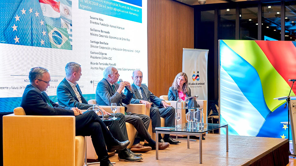 agricultura, Alemania, Argentina, Fundación Konrad Adenauer, Alemania en Argentina, 200 años de inmigración alemana, Agro argentino, Cooperación bilateral, Noche de Agricultura 2025, Embajador Dieter Lamlé, UE-MERCOSUR, Innovación agropecuaria, Comunidad germano-argentina