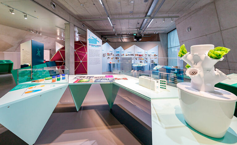 Zukunftsmuseum, Núremberg, NewFoodSystems, Alimentación del futuro, Comida y cambio climático, Sustentabilidad alimentaria, Ciencia y comida, Tecnología alimentaria, Vertical farming, Carne cultivada, Cultura gastronómica