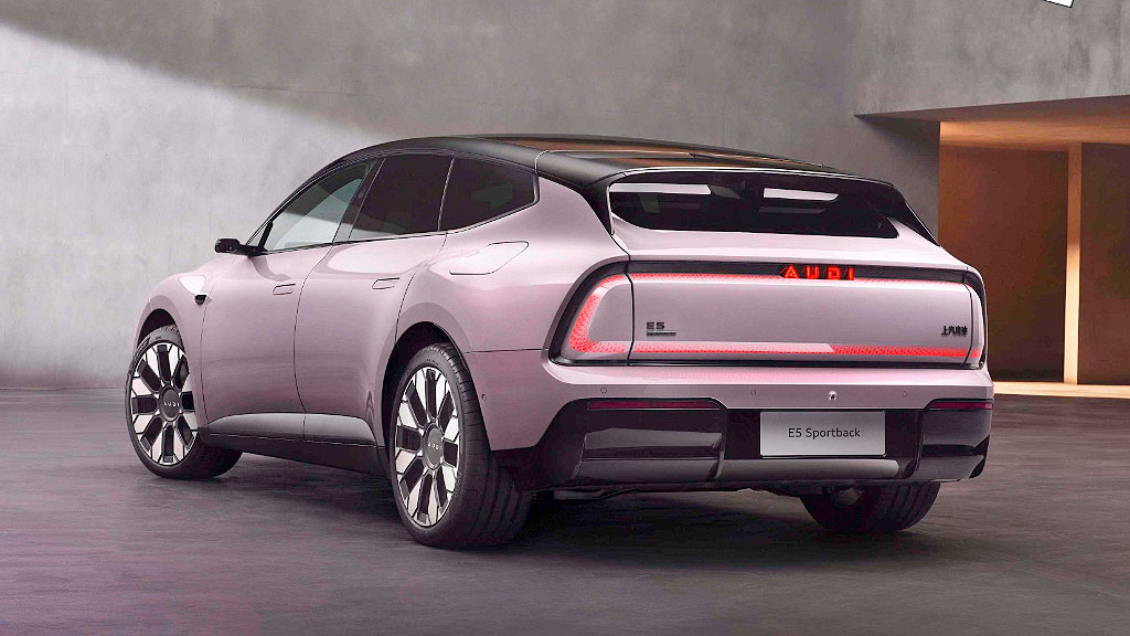 AUDI, SAIC, China, vehículos eléctricos, mercado automotor chino, AUDI E5 Sportback, alianza Audi SAIC, autos eléctricos baratos, vehículos eléctricos en China, alianza Audi SAIC, precios de autos eléctricos, autos eléctricos premium, tracción total eléctrica, movilidad eléctrica global, mercado automotor asiático, autos eléctricos en Argentina