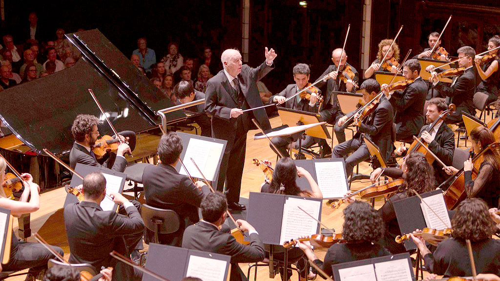 Daniel Barenboim, Lang Lang, West-Eastern Divan Orchestra, Gira europea, Música clásica, Festival de Salzburgo, Festival de Lucerna, Schleswig-Holstein Musik Festival, Rheingau Musik Festival, Conciertos en Alemania