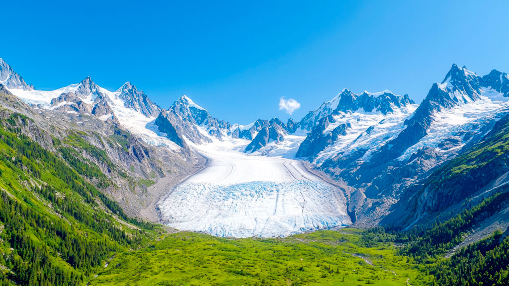Cambio climático, Alpes, Montañas, Medio ambiente, Sequía, Crisis hídrica, Biodiversidad, Emergencia climática, Turismo de montaña, Alemania, Catástrofes naturales, Glaciares, Ecosistemas en riesgo, Protección ambiental, Calentamiento global