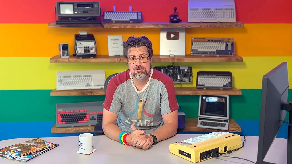 Commodore, Christian Simpson, Peri Fractic, retrofuturismo, tecnología retro, computadoras clásicas, Commodore 64, Amiga 1200, historia de la informática, cultura digital, nostalgia tecnológica, hardware vintage, redes sociales, dependencia tecnológica, propiedad digital, industria del videojuego, coleccionismo retro, innovación tecnológica, privacidad digital, uso responsable de la tecnología