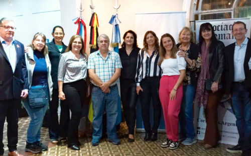 Corrientes, 200 años de inmigración alemana en Argentina, Embajada de Alemania, inmigración alemana en Corrientes, 200 años de inmigración alemana, comunidad alemana en Argentina, Asociación Alemana de Corrientes, historia germana en Argentina, vínculos culturales Alemania Argentina, exposición 200 años amistad, cultura alemana en Corrientes, Embajada de Alemania en Argentina