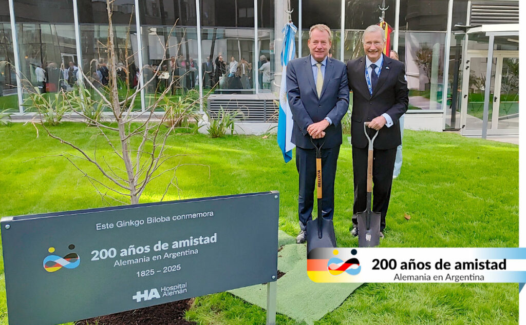 Deutsches Hospital, Deutsch-Argentinische Freundschaft, 200 Jahre Deutschland Argentinien, Deutsche Einwanderung Argentinien, Deutsche Botschaft Argentinien, Dieter Lamlé, Ricardo R. Berthold, Deutsch-Argentinische Geschichte, Ginkgo Biloba Symbol, Deutschsprachige Gemeinschaft Argentinien