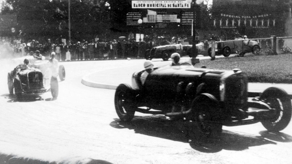 Mercedes-Benz, Luis Brosutti, Prestige Auto, Turismo Carretera 2026, Historia automovilismo argentino, Luis Brosutti Mercedes SSK, Otto Fritzler, Diego Azar, Maquin Parts Racing, Prestige Auto Argentina, Fangio Mercedes-Benz