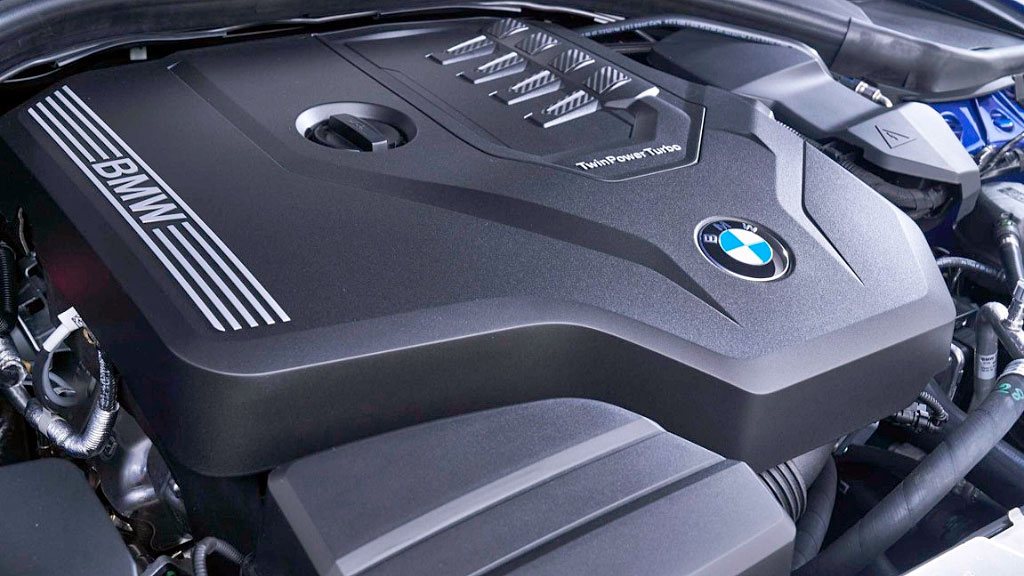 Mercedes-Benz, BMW, industria automotriz, Euro 7 normativa emisiones, transición hacia autos eléctricos, Mercedes-Benz motores BMW, acuerdo Mercedes BMW, rivalidad Mercedes BMW, motor BMW B48, Mercedes híbridos enchufables, Euro 7 normativa emisiones, transición hacia autos eléctricos, industria automotriz alemana, cooperación automotriz Alemania, motores de cuatro cilindros BMW