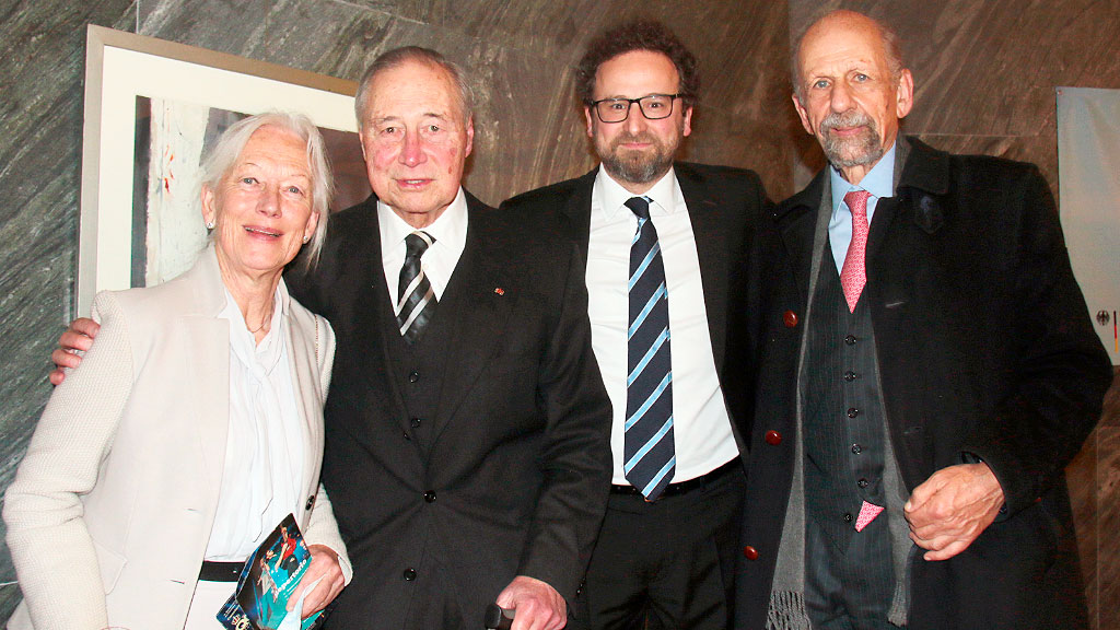 Sociedad Alemana de Beneficencia, Embajada de Alemania, Dieter Lamlé, concierto solidario Centro Los Pinos, aniversario 30 años DWG, Doctora Queen tributo Queen, comunidad alemana en Argentina, ayuda solidaria Alemania Argentina, evento benéfico Buenos Aires, recaudación solidaria caldera Los Pinos