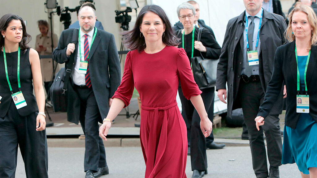 Annalena Baerbock, Asamblea General de la ONU, diplomacia internacional, política exterior, primera mujer europea presidente ONU, Baerbock y el pasado nazi de su abuelo, diplomacia multilateral Alemania ONU, crisis ONU Palestina, Baerbock redes sociales ONU, Baerbock feminismo diplomático