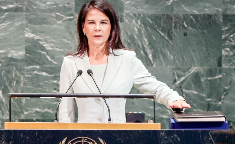 Annalena Baerbock, Asamblea General de la ONU, diplomacia internacional, política exterior, primera mujer europea presidente ONU, Baerbock y el pasado nazi de su abuelo, diplomacia multilateral Alemania ONU, crisis ONU Palestina, Baerbock redes sociales ONU, Baerbock feminismo diplomático