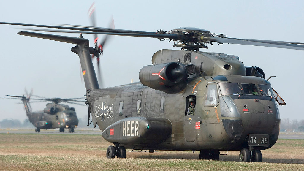 Argentina, helicópteros CH-53G, Alemania, Guerra de Malvinas helicópteros, aviación militar Argentina, helicópteros de rescate Argentina, Ejército Argentino CH-53G, Alemania Argentina cooperación militar, Argentina helicópteros CH-53G, compra helicópteros Alemania, Fuerzas Armadas Argentina transporte aéreo, modernización Ejército Argentino