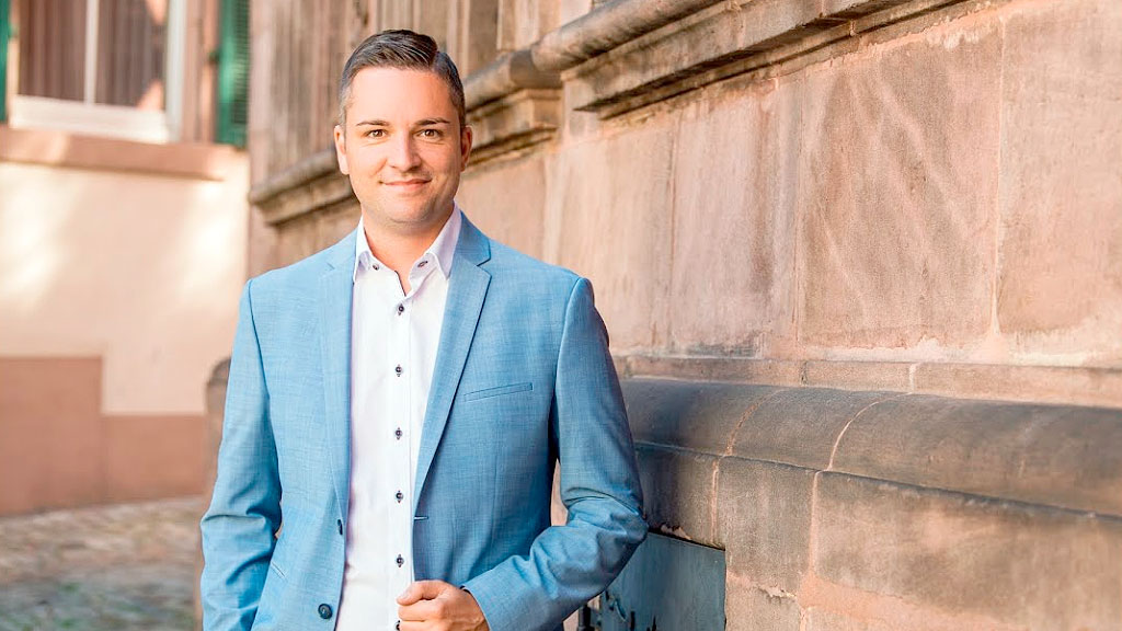 Casimir Kast, Alemania, quiebra, industria del cartón , Gernsbach, Baden-Wurtemberg industria, Dirk Pehl, administrador concursal, Murgtal economía, Christian Oetker-Kast, 475 años Casimir Kast, crisis empresas medianas Alemania, inversión industria papelera