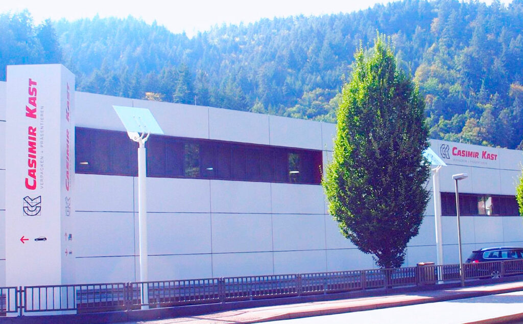 Casimir Kast, Alemania, quiebra, industria del cartón , Gernsbach, Baden-Wurtemberg industria, Dirk Pehl, administrador concursal, Murgtal economía, Christian Oetker-Kast, 475 años Casimir Kast, crisis empresas medianas Alemania, inversión industria papelera