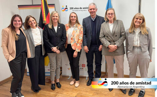 colegios alemanes, 200 años de Enseñanza, 200 años de inmigración alemana en la Argentina, legado educativo alemán, valores de la educación alemana, historia de la comunidad alemana en Argentina, educación intercultural Argentina Alemania, enseñanza del idioma alemán en Argentina, desafíos educativos actuales