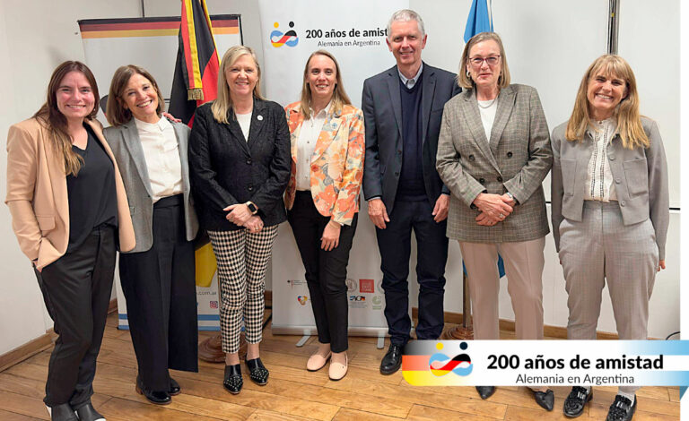 colegios alemanes, 200 años de Enseñanza, 200 años de inmigración alemana en la Argentina, legado educativo alemán, valores de la educación alemana, historia de la comunidad alemana en Argentina, educación intercultural Argentina Alemania, enseñanza del idioma alemán en Argentina, desafíos educativos actuales