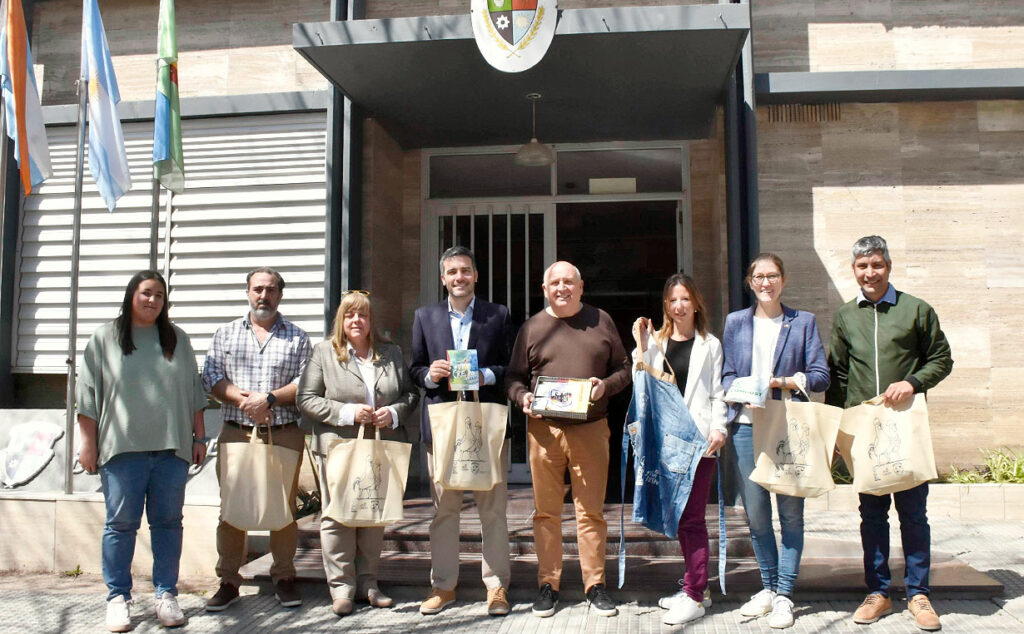 Crespo, Entre Ríos, Stiftung Verbundenheit, Instituciones argentino-alemanas, Conectando con Alemania, Jóvenes de Crespo, Encuentro argentino-alemán en Entre Ríos, AHK Argentina y FAAG en Crespo, Vinculación juvenil con Alemania, Diplomacia ciudadana #JungesNetzwerk, Embajada de Alemania en Argentina