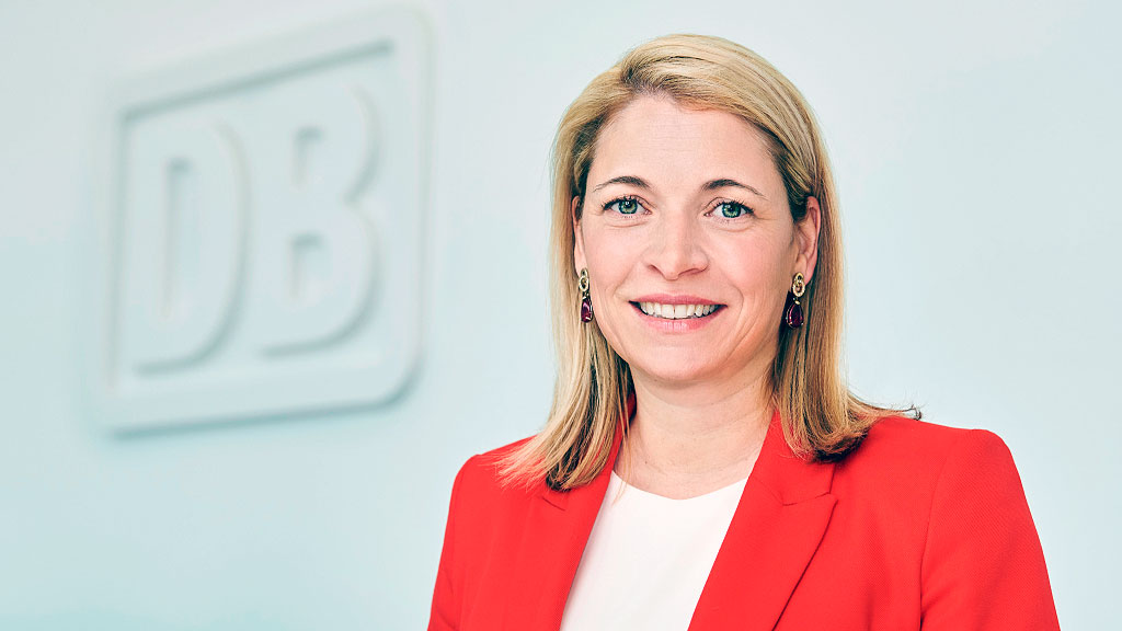 Evelyn Palla, Deutsche Bahn, sistema ferroviario alemán, puntualidad trenes Alemania, nueva presidenta Deutsche Bahn, reforma ferroviaria Alemania, transporte público Alemania, red ferroviaria alemana, Patrick Schnieder Deutsche Bahn