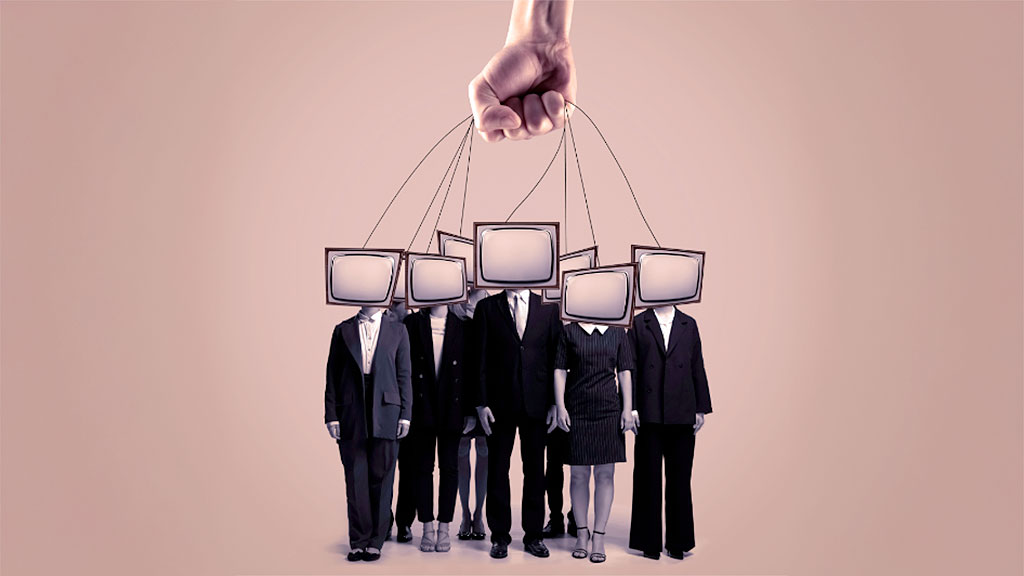 Hannah Arendt, Hans-Dieter Holtzmann, Goethe-Institut, Friedrich-Naumann-Stiftung Freiheit, Demokratie und Meinungsfreiheit Arendt, Populismus und Extremismus Lateinamerika, soziale Marktwirtschaft Argentinien, Fake News und Pressefreiheit, Staat paternalistisch vs. Eigenverantwortung, Hannah Arendt Argentinien, Hans-Dieter Holtzmann Liberalismus, Hannah-Arendt-Tage Buenos Aires, Liberalismus klassische Ideen