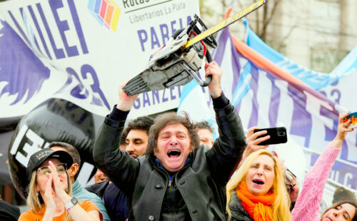 Hannah Arendt, Hans-Dieter Holtzmann, Goethe-Institut, Friedrich-Naumann-Stiftung Freiheit, Demokratie und Meinungsfreiheit Arendt, Populismus und Extremismus Lateinamerika, soziale Marktwirtschaft Argentinien, Fake News und Pressefreiheit, Staat paternalistisch vs. Eigenverantwortung, Hannah Arendt Argentinien, Hans-Dieter Holtzmann Liberalismus, Hannah-Arendt-Tage Buenos Aires, Liberalismus klassische Ideen