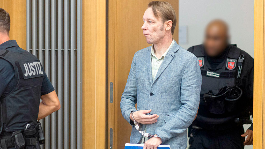 Madeleine McCann, Christian Brückner, Oficina Federal de Investigación Criminal, Sospechoso liberado, Exfuncionaria del BKA dona multa, Reglas de liberación de Christian Brückner, Sospechoso de la desaparición de Madeleine, Fiscal de Brunswick, Brückner tobillera electrónica, Libertad bajo condiciones Alemania, Rebeca K. BKA