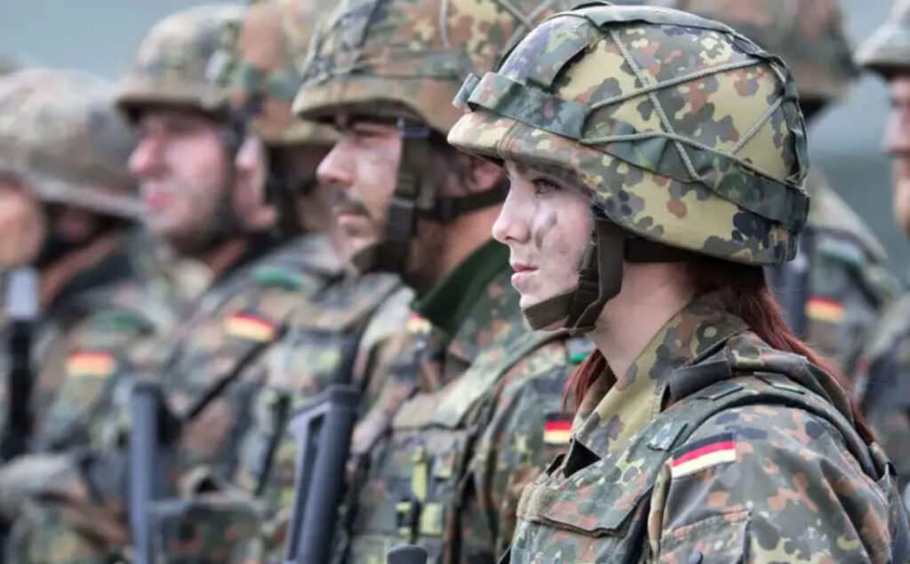 servicio militar, servicio militar obligatorio, mujeres, Alemania