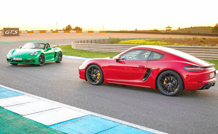 Porsche, motor a combustión, electrificación, Porsche 718 Boxster, Porsche Cayman, Porsche motores a combustión, Porsche autos eléctricos, Porsche estrategia eléctrica, deportivos Porsche, Porsche 2026, Porsche Oliver Blume, Porsche Alemania