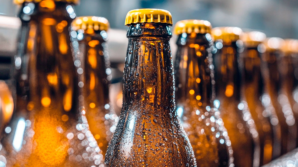 Reinheitsgebot, cerveza bávara, Duque Guillermo IV, decreto de pureza 1516, cerveza de trigo Alemania, Weihenstephan cervecería más antigua, tradición cervecera bávara, ley de pureza alemana, historia de la cerveza alemana, Duque Guillermo IV Baviera, consumo de cerveza per cápita Alemania