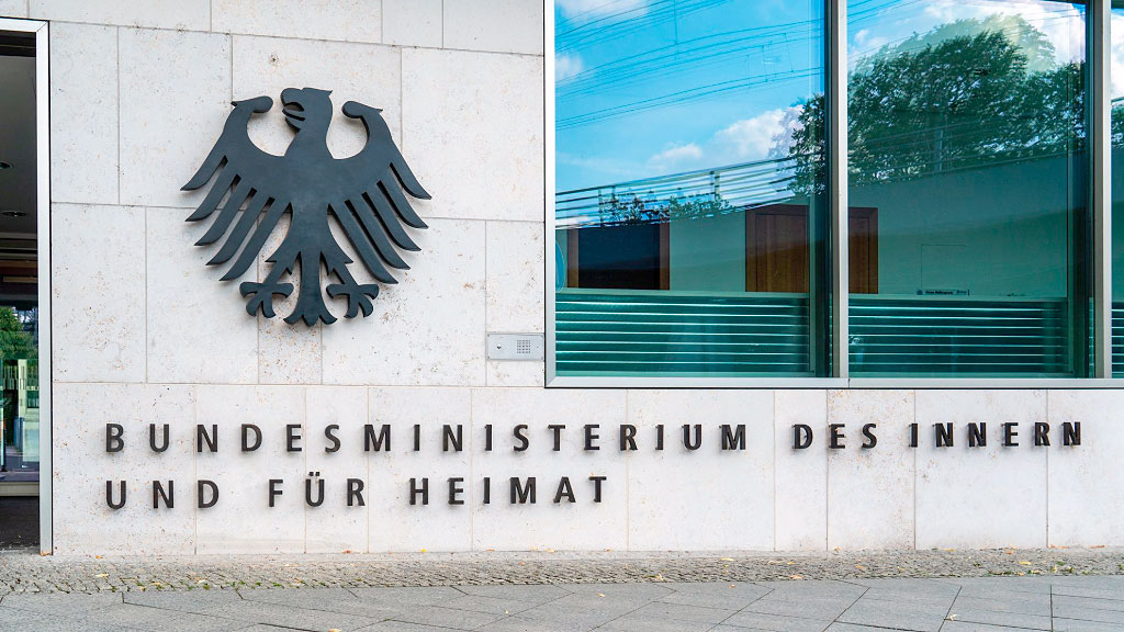 Rusia, Alemania, servicios secretos, espionaje ruso en Alemania, reclutamiento en redes sociales, agentes de un solo uso, sabotaje en Alemania, Telegram y espionaje, servicios secretos rusos, Sinan Selen BfV, Bundeskriminalamt (BKA), seguridad europea, invasión a Ucrania y espionaje